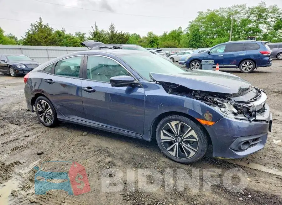 19XFC1F73HE209778 Photo# 4