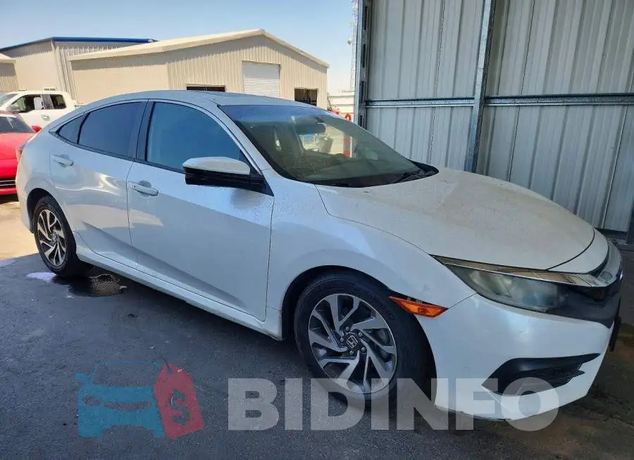 19XFC2F78HE211399 Photo# 4