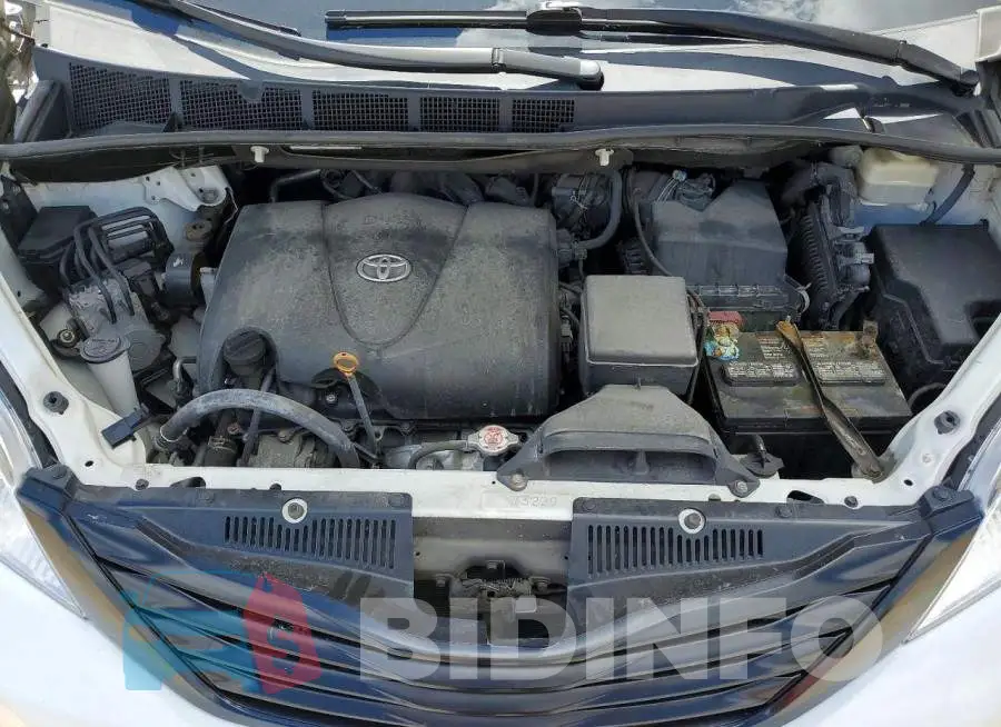5TDZZ3DC6HS850937 Photo# 12