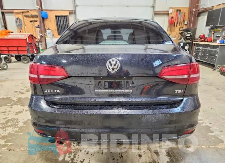 3VW167AJXHM255067 Photo# 6