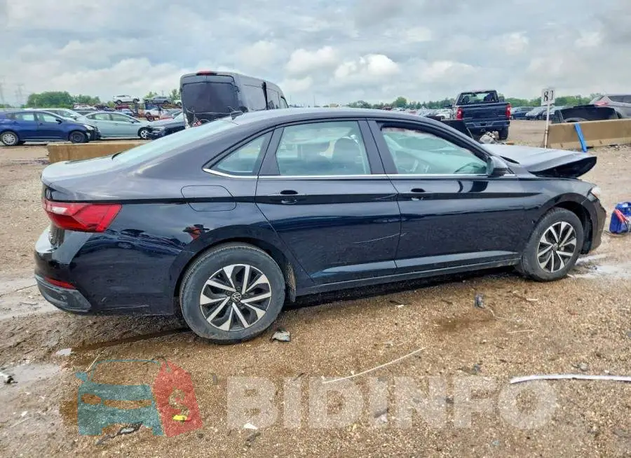 3VW5M7BU2RM012497 Photo# 3