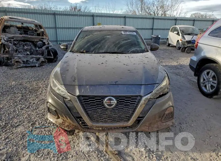 1N4BL4CV8LN310523 Photo# 5