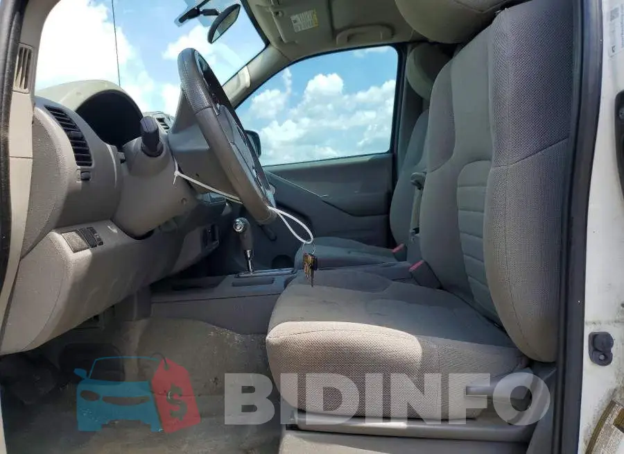 1N6BD0CT4JN737514 Photo# 7