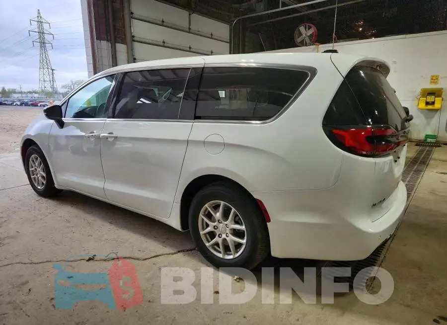 2C4RC1BG9TR177820 Photo# 2