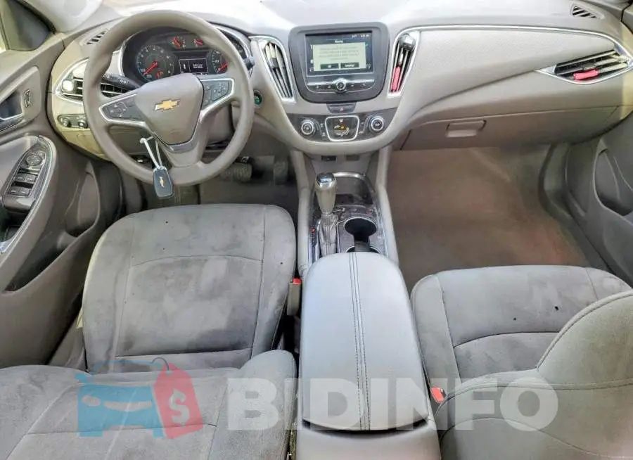 1G1ZD5ST5JF205112 Photo# 8