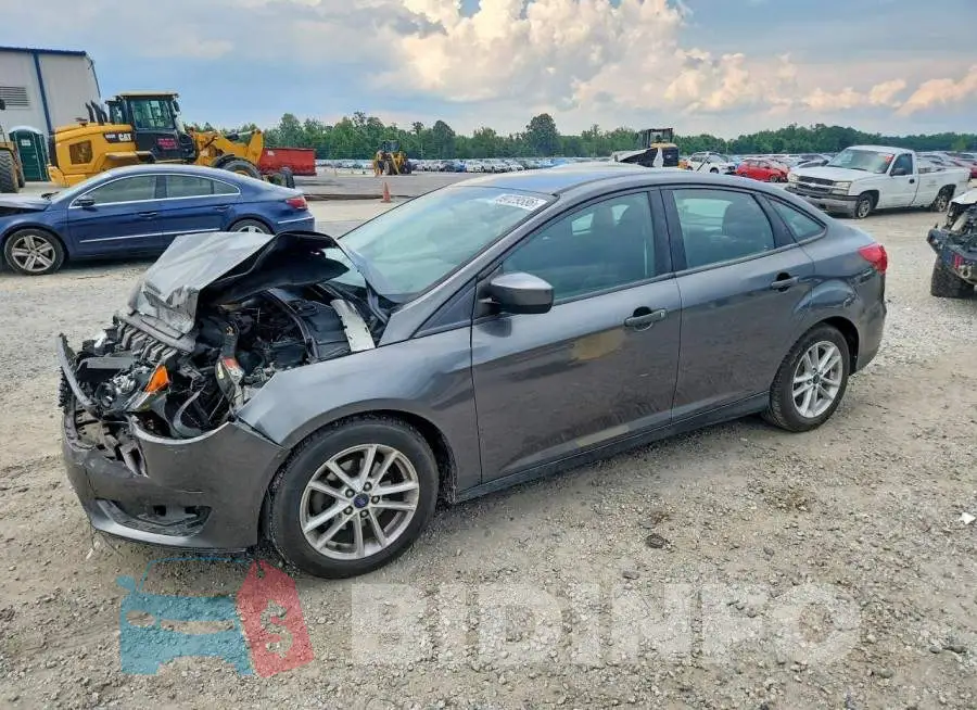 1FADP3F22JL275057 Photo# 1