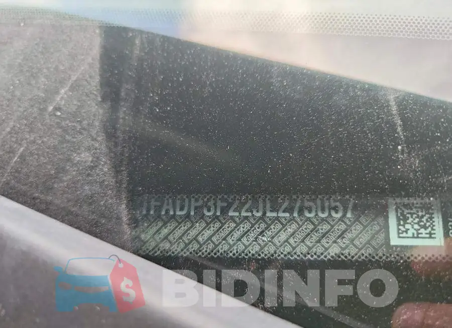 1FADP3F22JL275057 Photo# 12