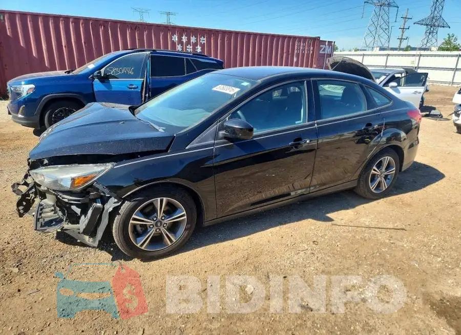 1FADP3F2XJL257051 Photo# 1