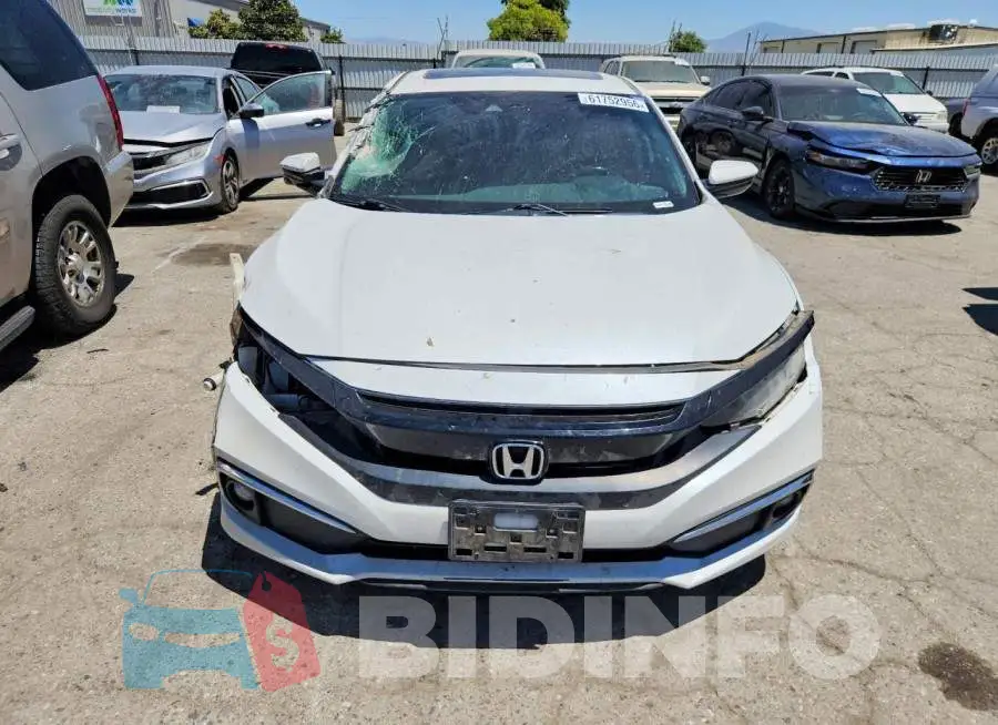 19XFC1F38KE212440 Photo# 5