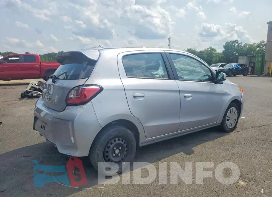 ML32AUHJ3RH016964 Photo# 3