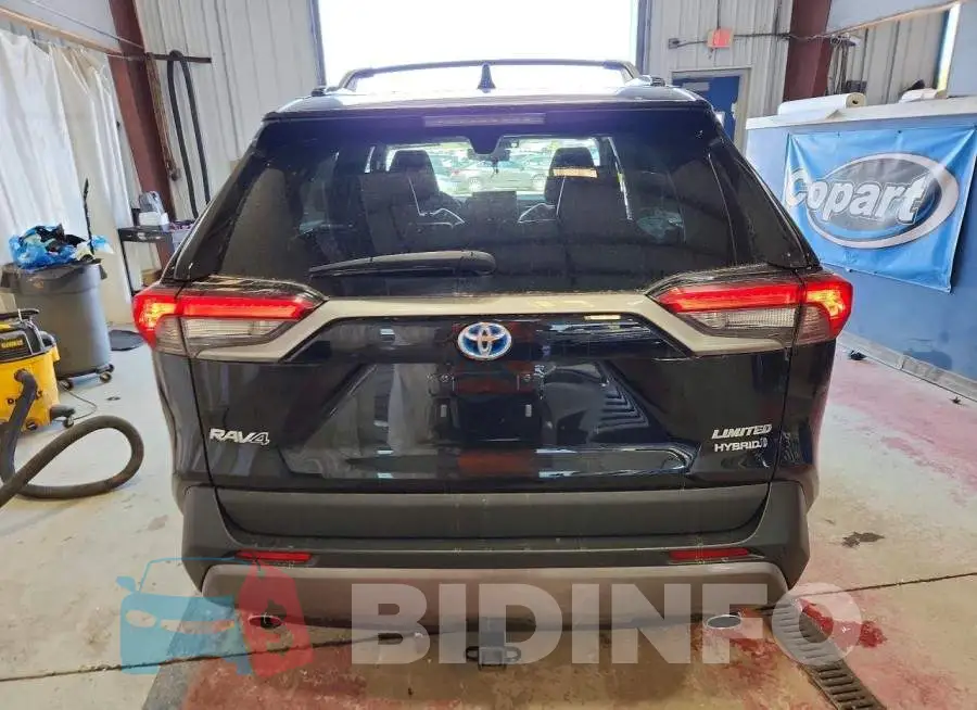 2T3D6RFV8MW021610 Photo# 6