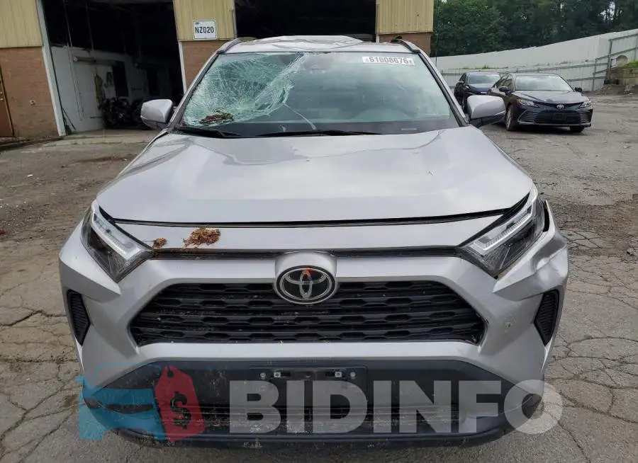 2T3P1RFV0PC329176 Photo# 5