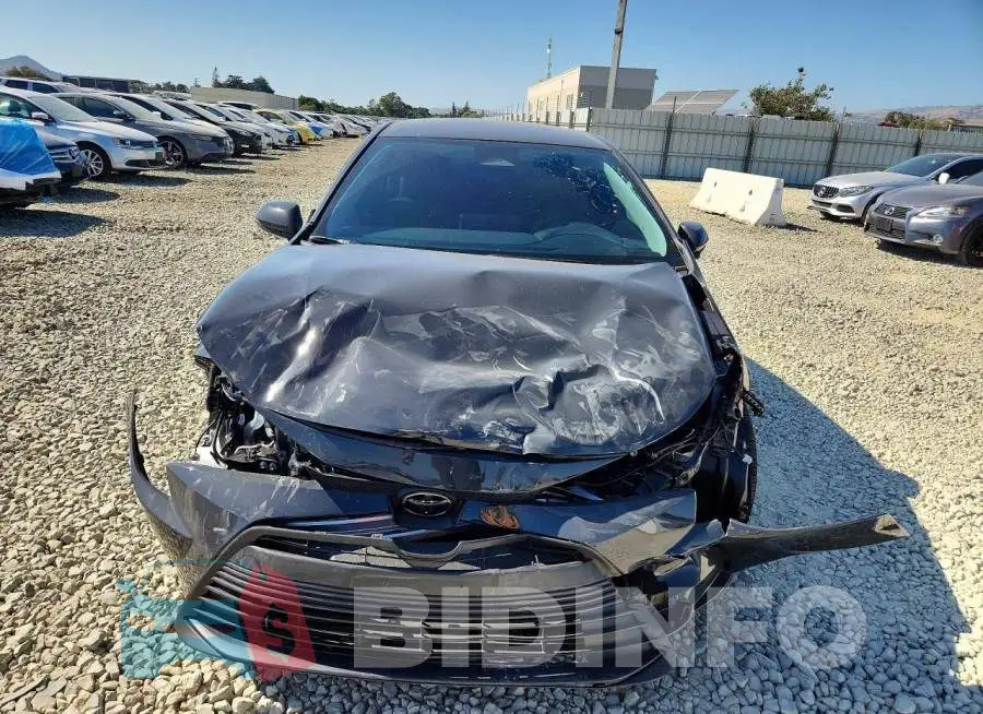JTDBCMFE2T3139012 Photo# 5