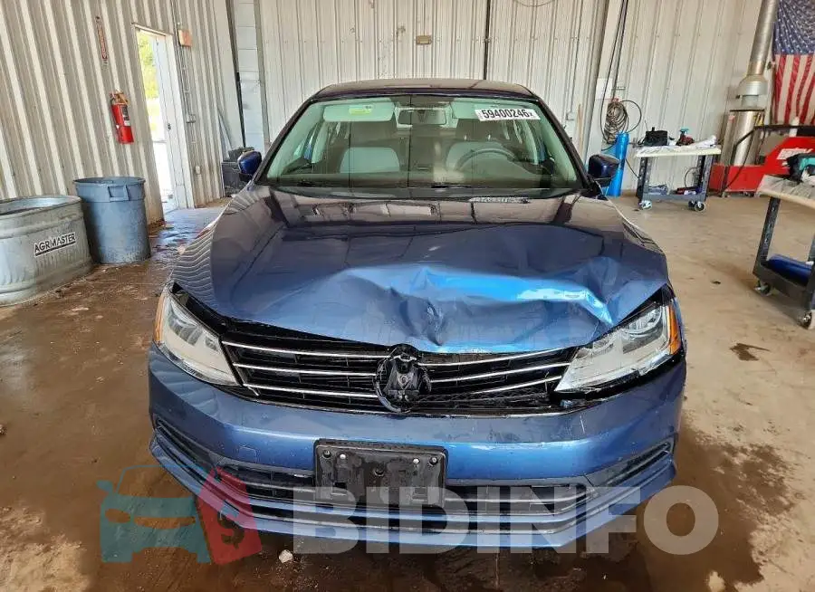 3VW2B7AJ4HM298593 Photo# 5