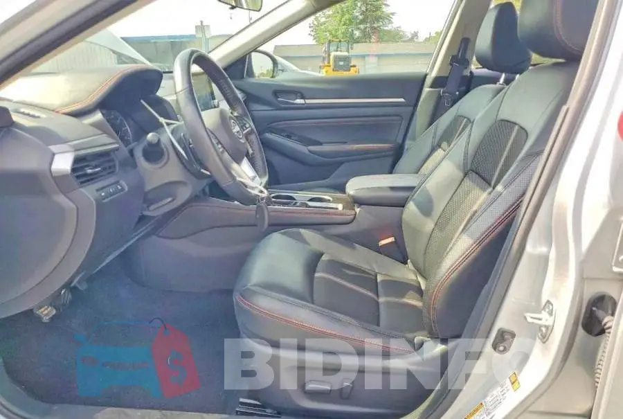 1N4BL4CV4PN422063 Photo# 7
