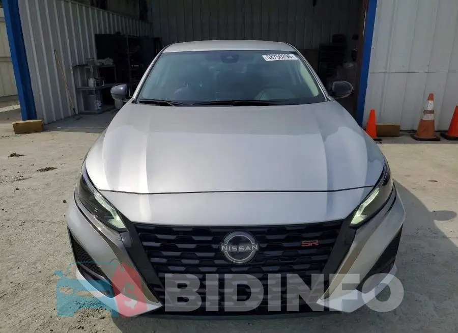 1N4BL4CV4PN422063 Photo# 5