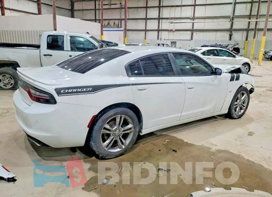 2C3CDXJG4JH207594 Photo# 3