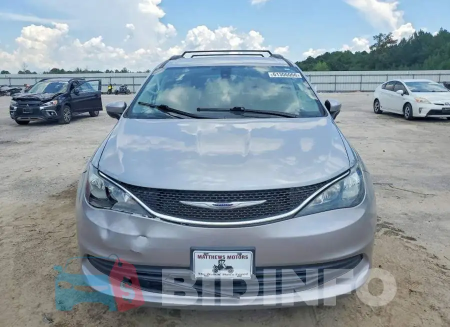 2C4RC1DG7LR182365 Photo# 5