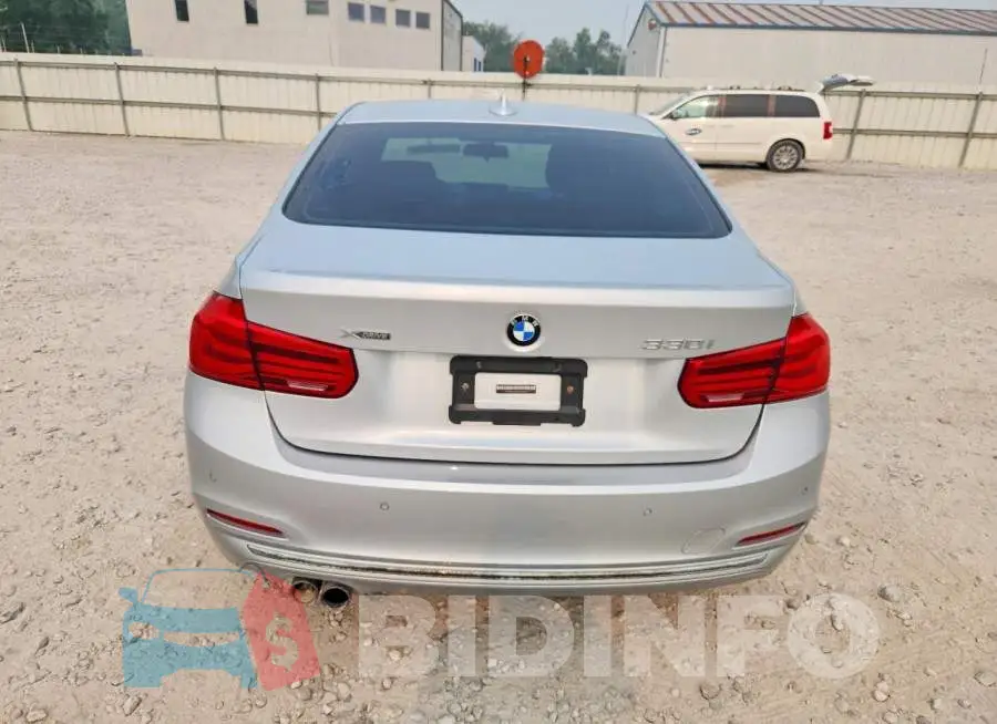 WBA8D9G32HNU63541 Photo# 6