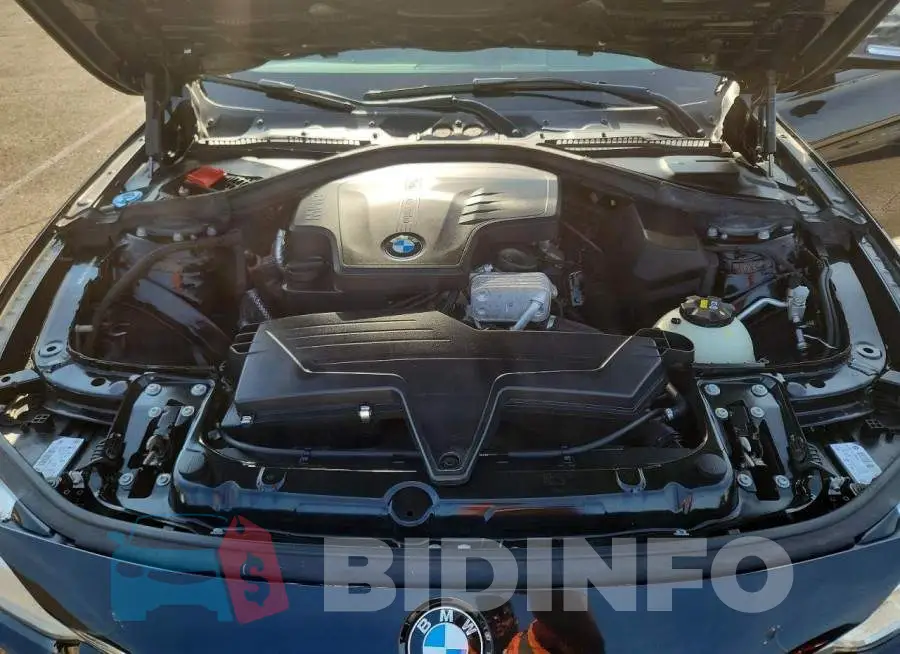 WBA8E5G5XJNU47102 Photo# 11