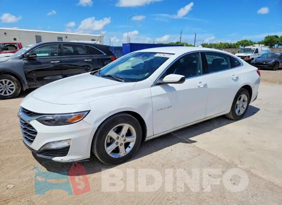 1G1ZD5ST0RF114311 Photo# 1