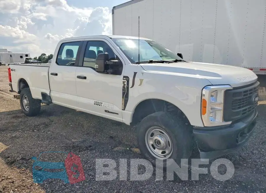 1FT8W3BT3PED42985 Photo# 4