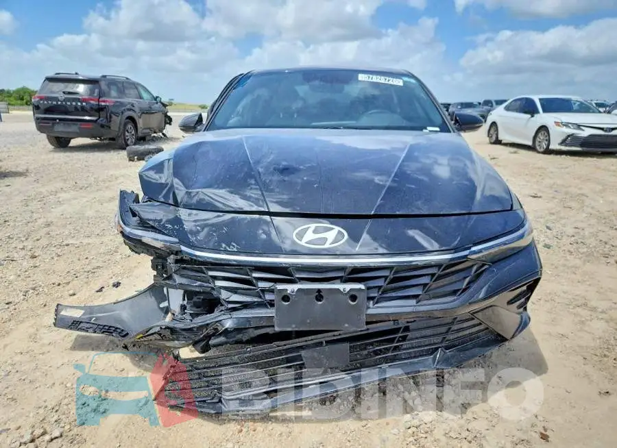 KMHLN4DJXSU180135 Photo# 5