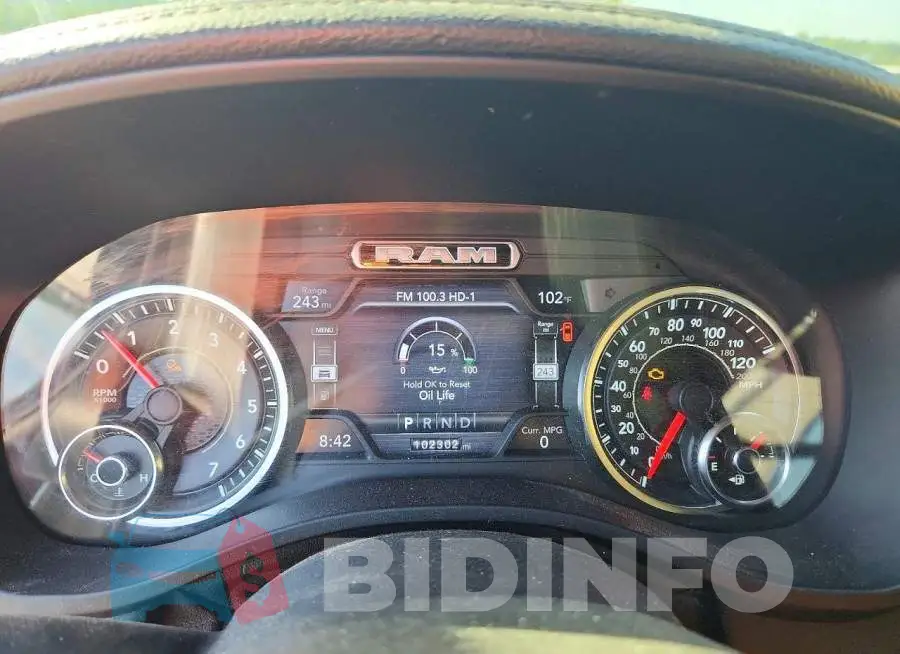 1C6SRFLT3KN632141 Photo# 9