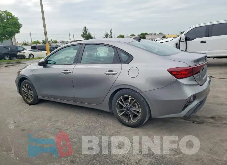 3KPF24AD8PE663041 Photo# 2