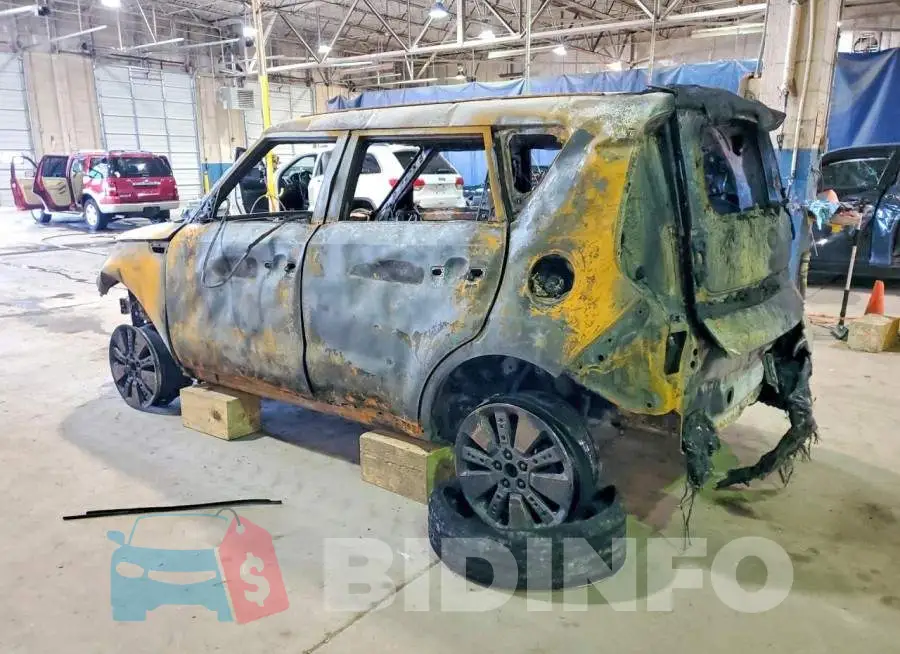 KNDJP3A5XJ7557437 Photo# 2