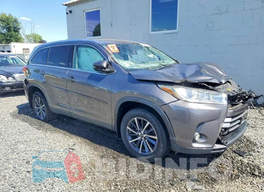 5TDJZRFH2KS599348 Photo# 4