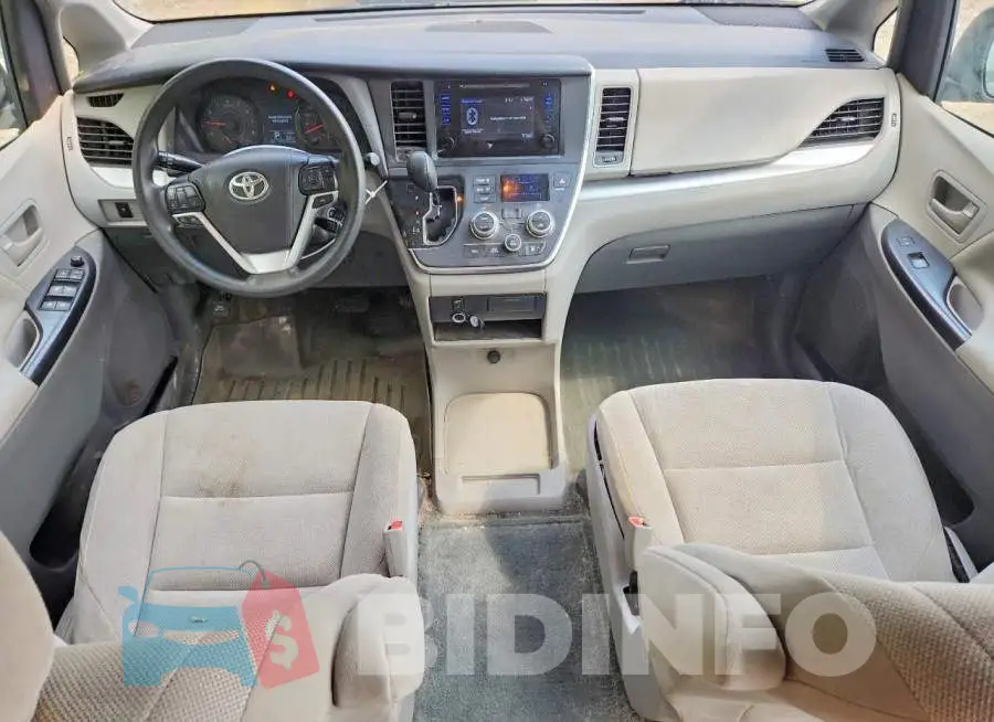 5TDZZ3DC6HS834835 Photo# 8