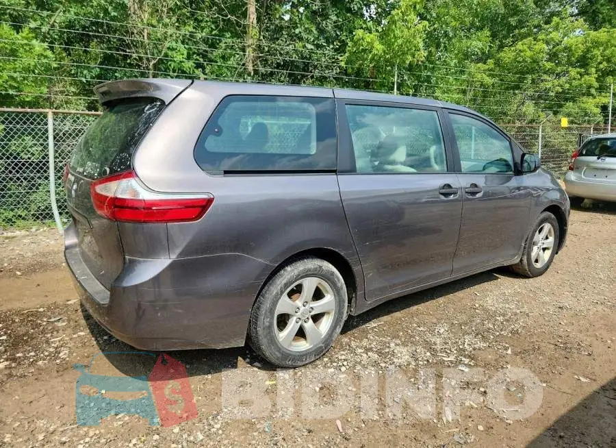 5TDZZ3DC6HS834835 Photo# 3