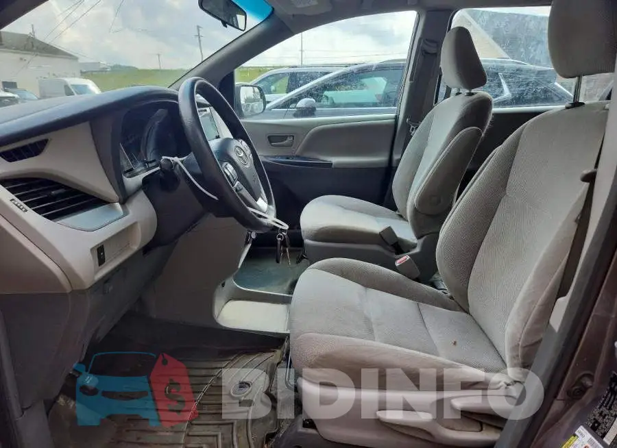 5TDZZ3DC6HS834835 Photo# 7