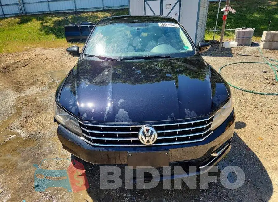 1VWLA7A3XKC000856 Photo# 5