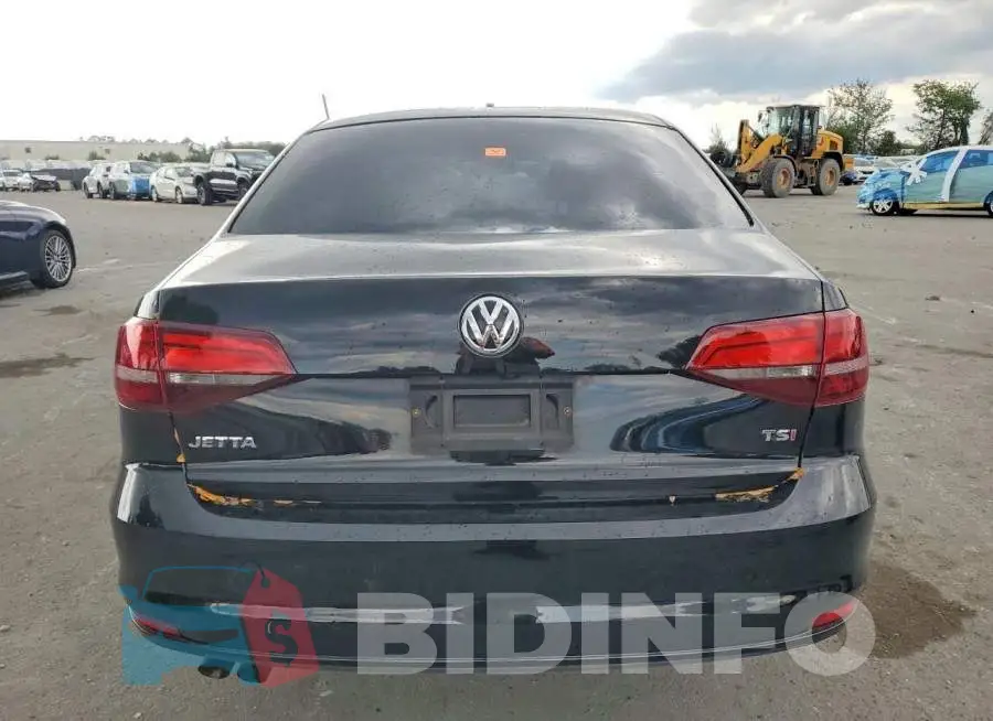 3VW2B7AJ0JM249834 Photo# 6