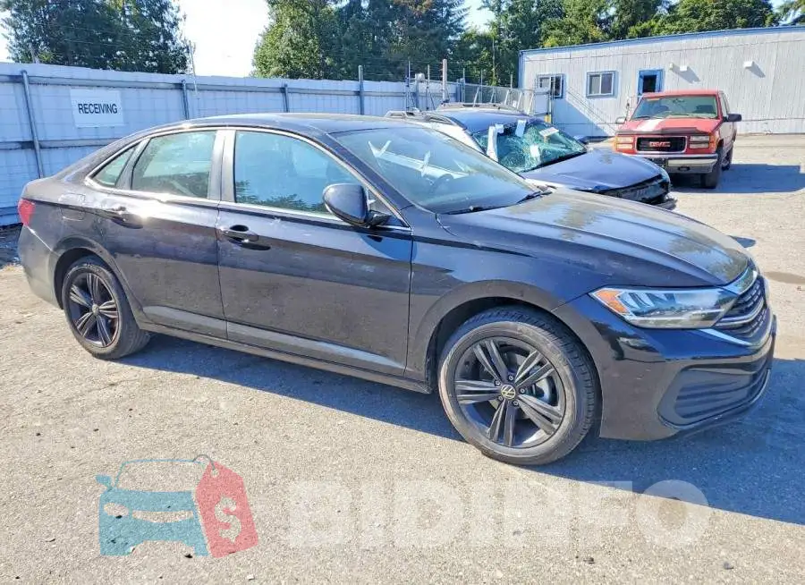 3VW7M7BU0RM019053 Photo# 4