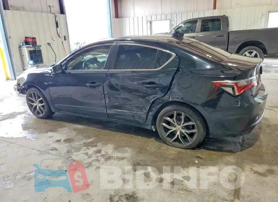 19UDE2F38MA007747 Photo# 2