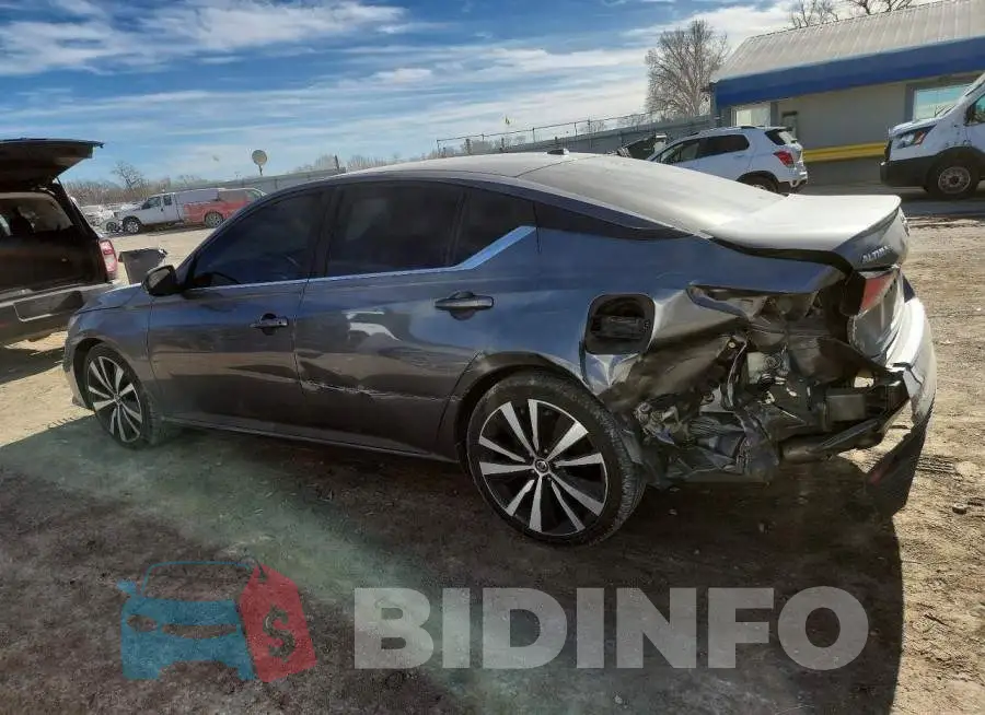 1N4BL4CV3KC141554 Photo# 2