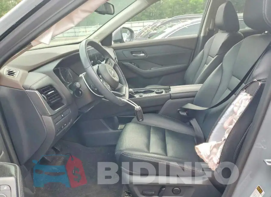 5N1BT3CB2PC902832 Photo# 7