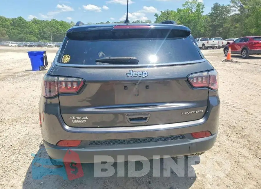 3C4NJDCB3JT266253 Photo# 6
