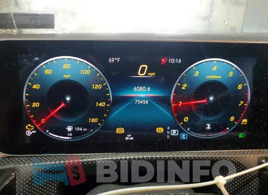 WDD3G4FB8KW024237 Photo# 9