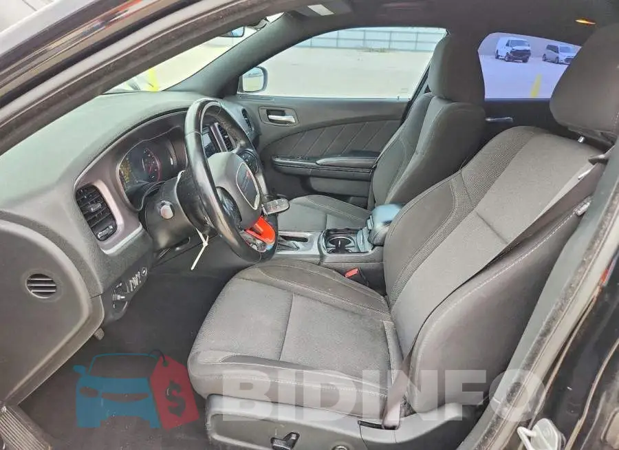 2C3CDXBG4KH670657 Photo# 7