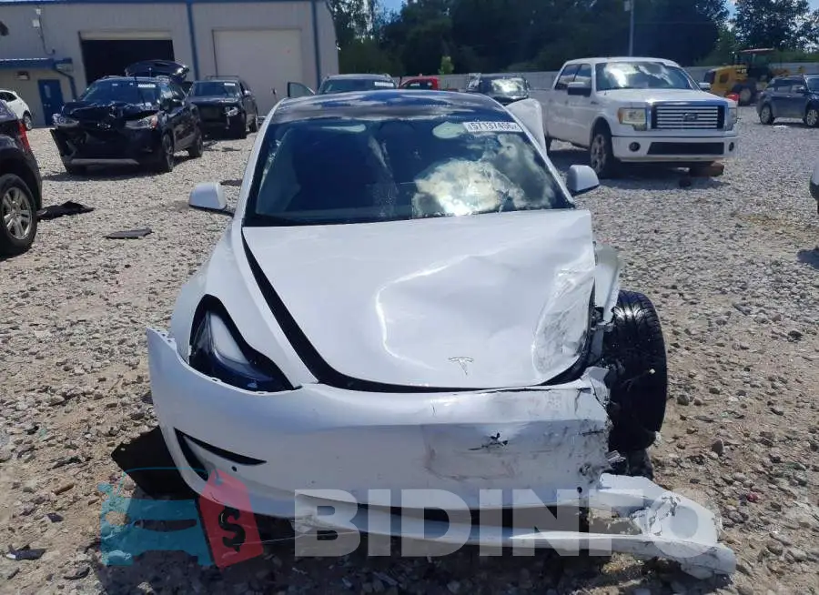 5YJ3E1EB7NF335196 Photo# 5