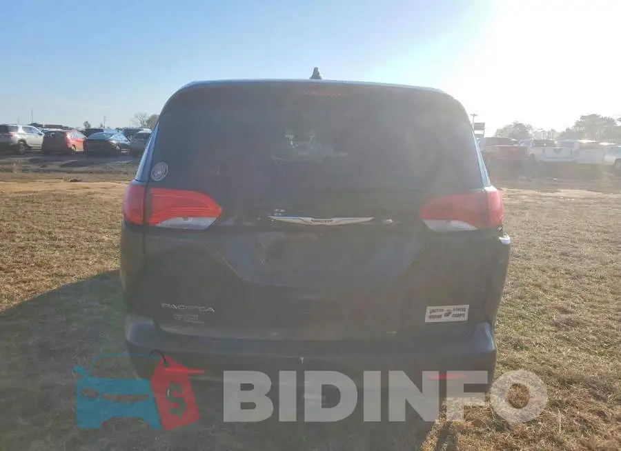 2C4RC1CG6HR703942 Photo# 6