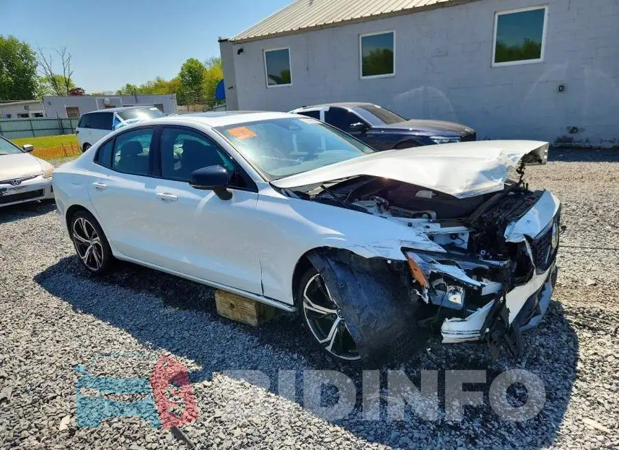 7JRL12TK3RG308482 Photo# 4