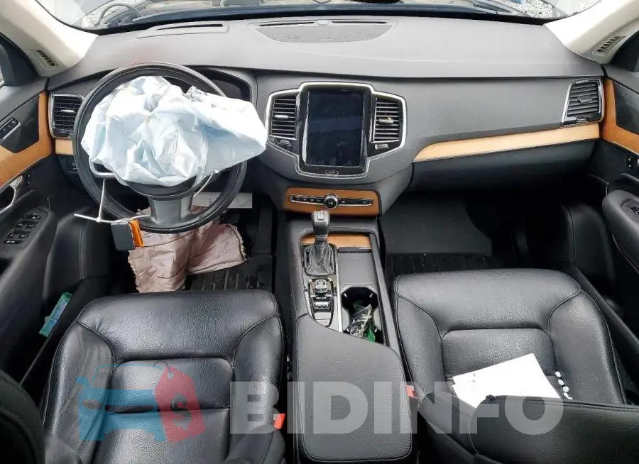 YV4A22PK1M1670395 Photo# 8