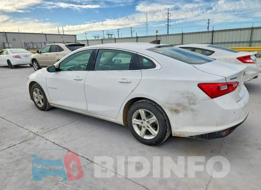 1G1ZC5ST2NF151745 Photo# 2