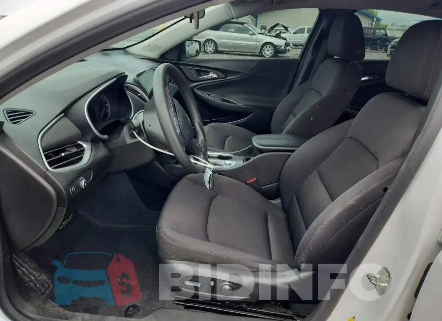 1G1ZD5ST0PF233733 Photo# 7