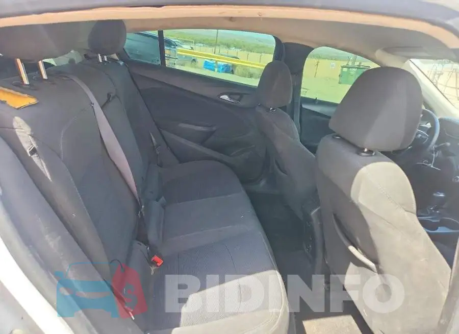 3G1BE6SM2HS525846 Photo# 10